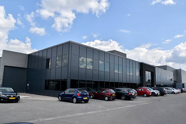 Renovatieproject bedrijfspand Veldhoven